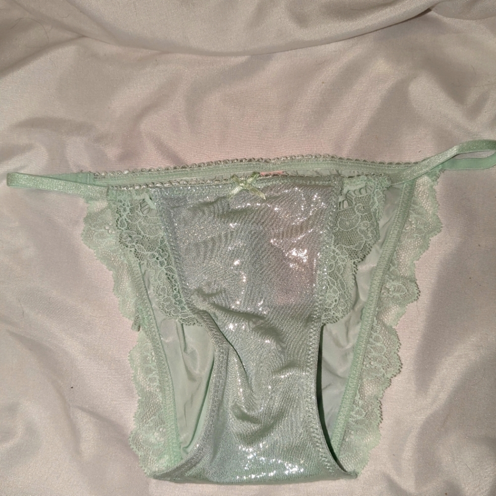 Victoria's Secret Lace-Trim Smooth Shimmer String Bikini Panty